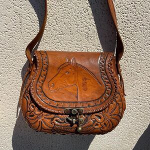 VTG 1960s Mexican handmade tooled leather horse purse intricate details
